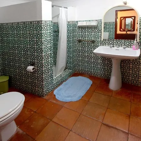 Charming House In With Shared Pool Casa vacanze Porto de Mós
