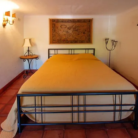 Casa vacanze Charming House In With Shared Pool *